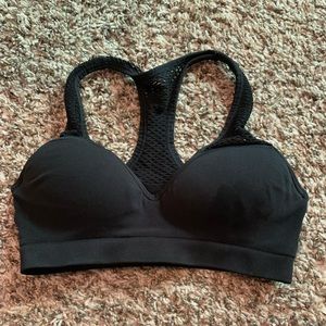 VS pink push-up sports bra